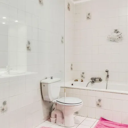 Enticing In Viroinval Near Forest * Le Mesnil