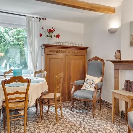 別荘 Charming In Viroinval Le Mesnil